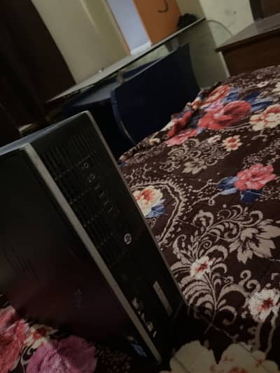 Hp compoq 8200 Elite sff pc