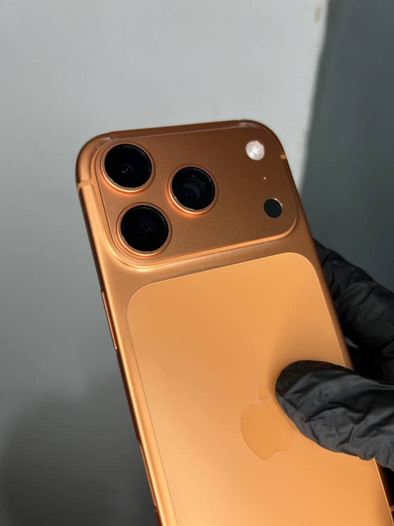 Apple iPhone 17 Pro 6