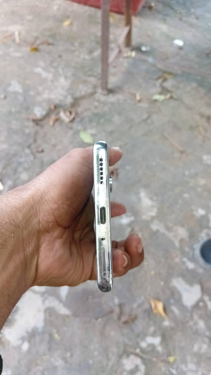 Tecno CAMON 40 Pro 5