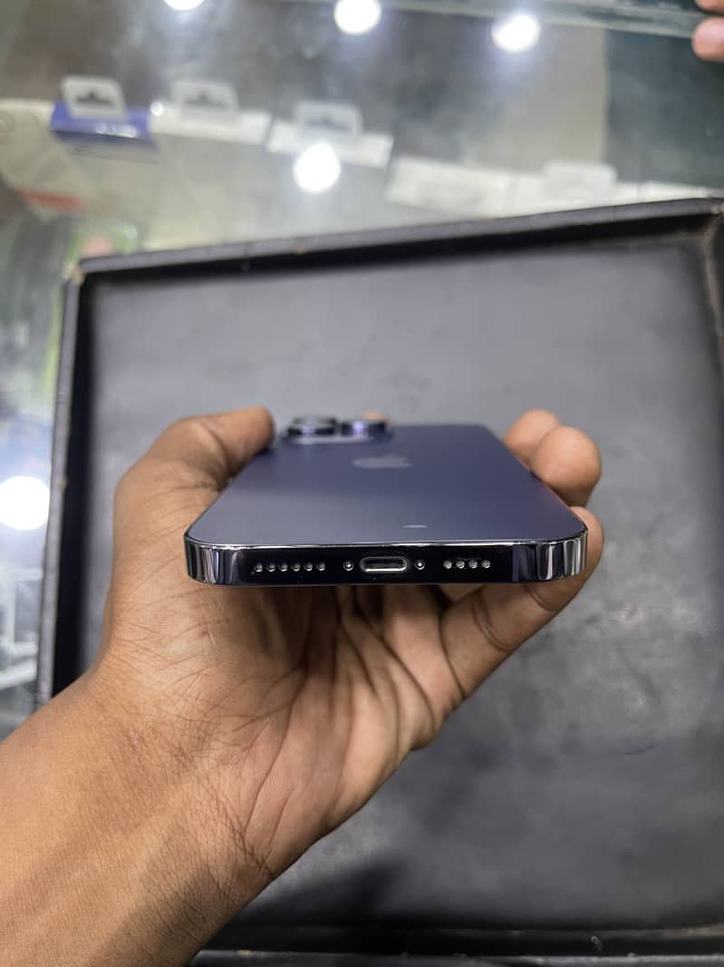 Apple iPhone 14 Pro Max 2