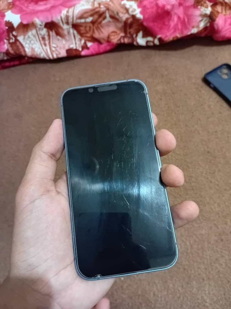 Apple iPhone 13 1