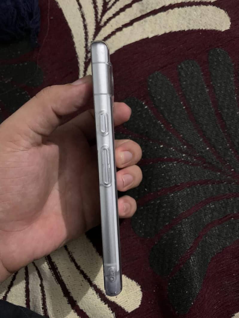 Google Pixel 7a 3