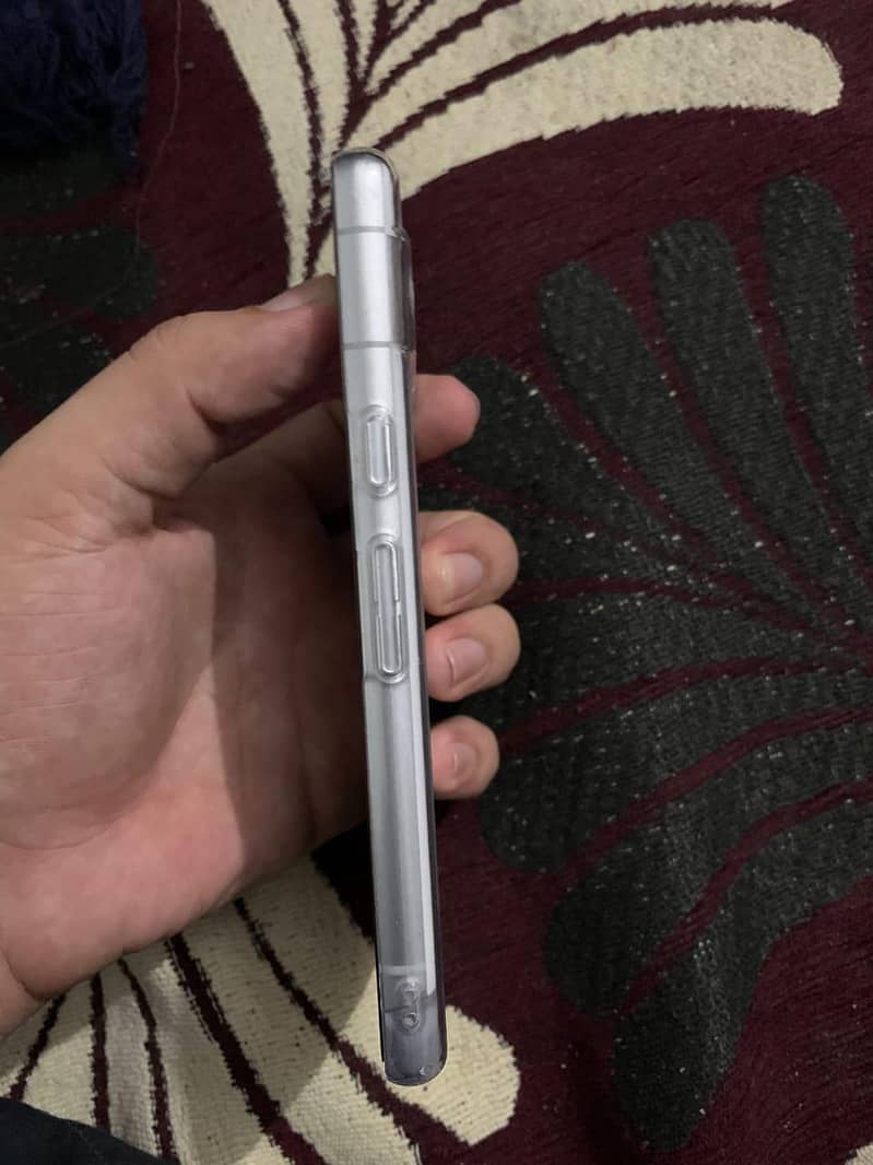 Google Pixel 7a 6