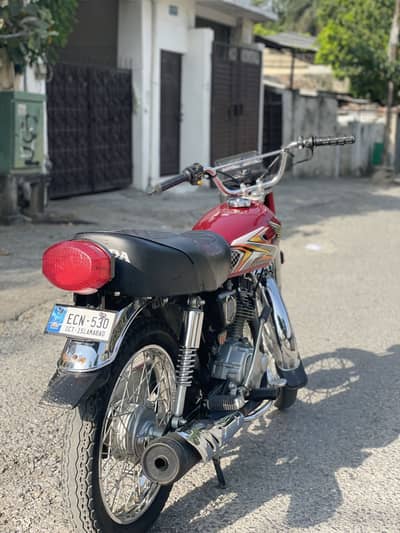 Honda CG 125 model 2024/2025 excellent condition