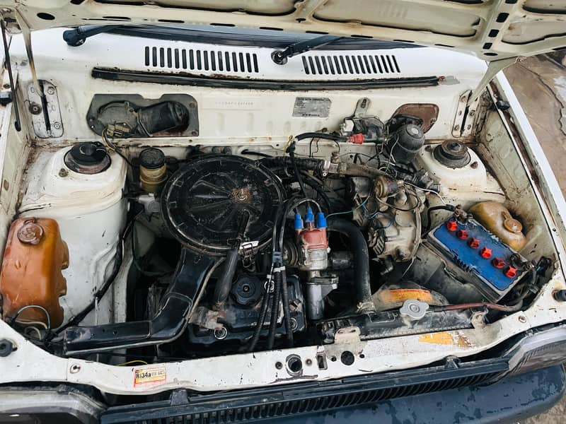 2005 model mehran vxr 5