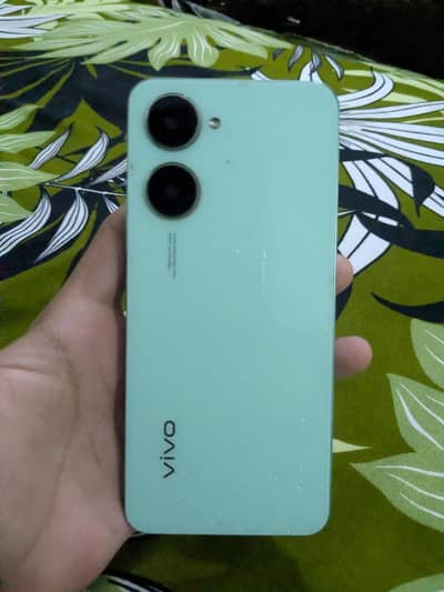 vivo Y04