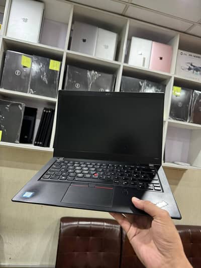 Lenovo T490s Core i5 8th Gen