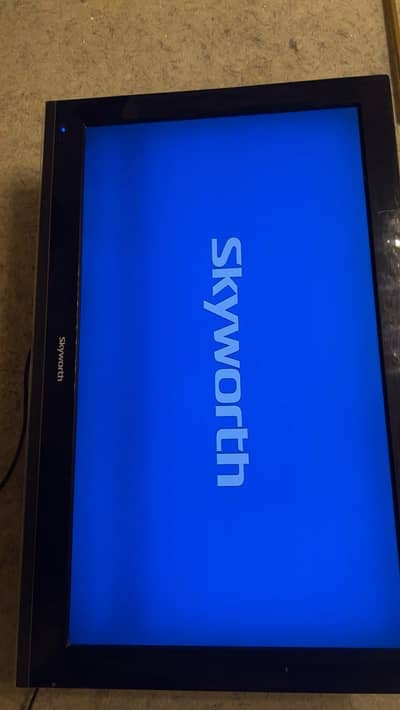 non smart led 32 inches in good condition