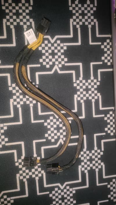 Dell PCIe Power Cable 8-Pin to Dual 6-Pin | GPU Power Cable