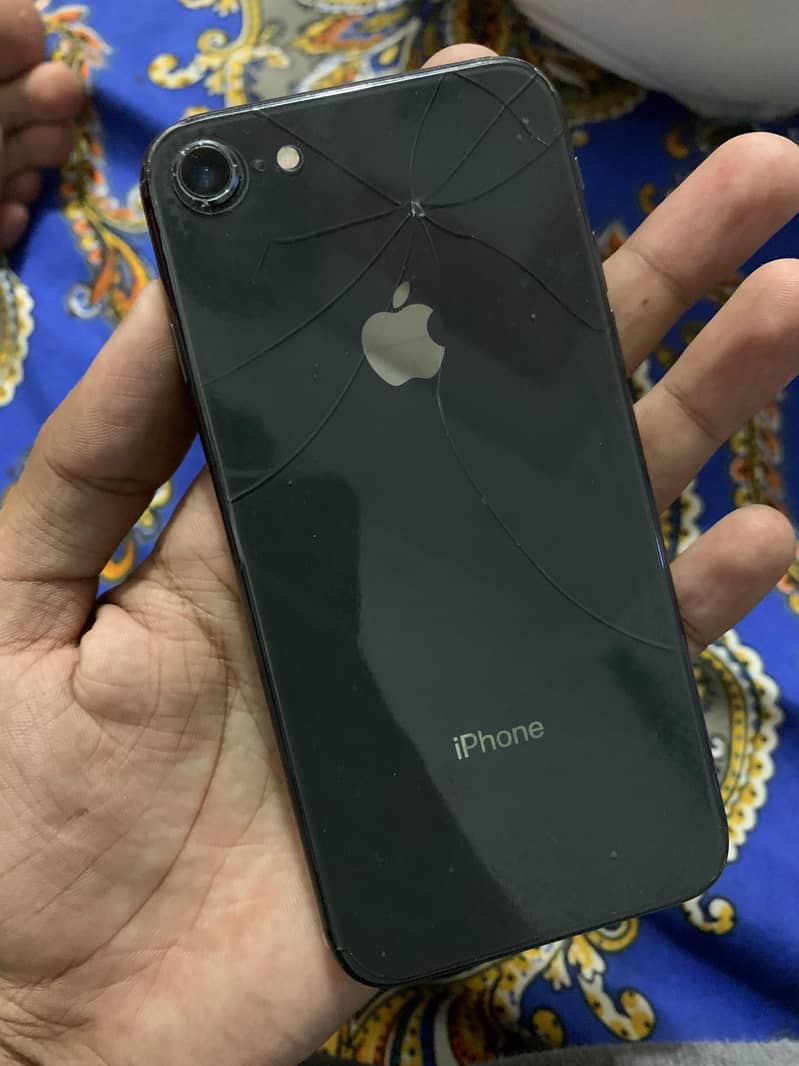 Apple iPhone 8 0