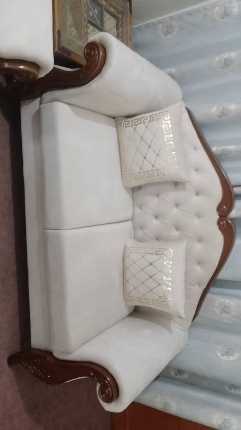 7 seater sofa 1