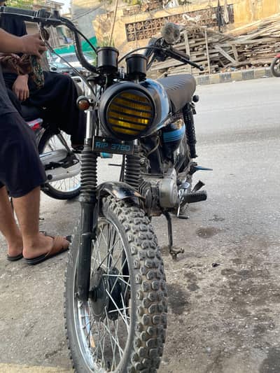 Hero Cafe Racer bike