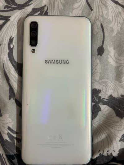 Samsung Mobile A50