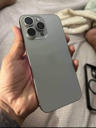 Apple iPhone 15 Pro Max