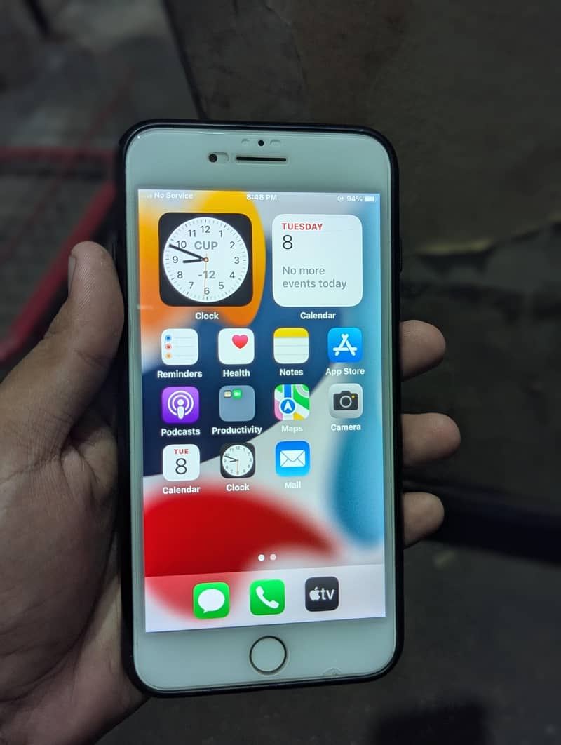 Apple iPhone 7 Plus 1