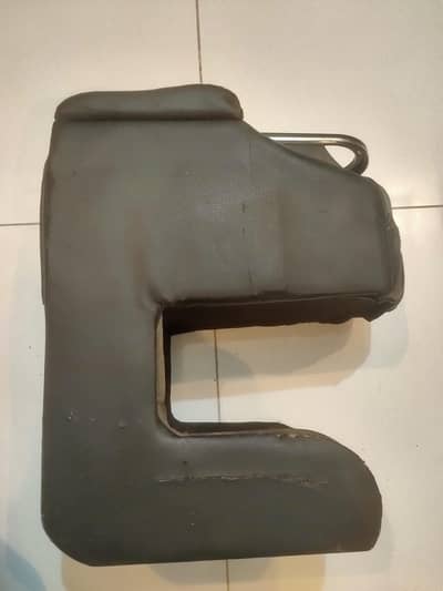 ARM REST AVAILABLE