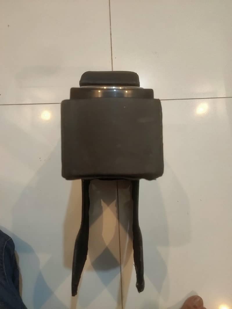 ARM REST AVAILABLE 6