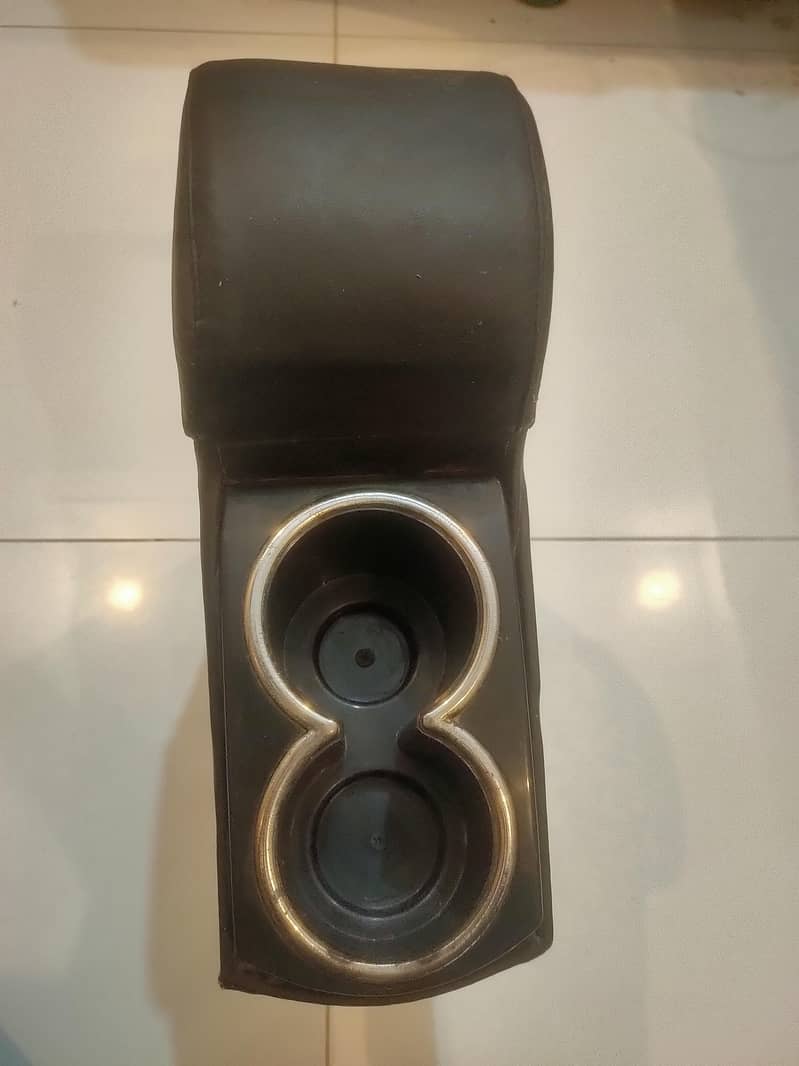 ARM REST AVAILABLE 8