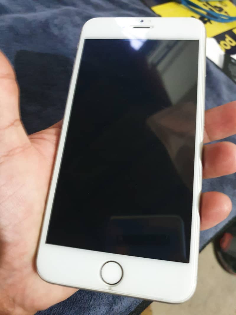 Apple iPhone 6S Plus 2