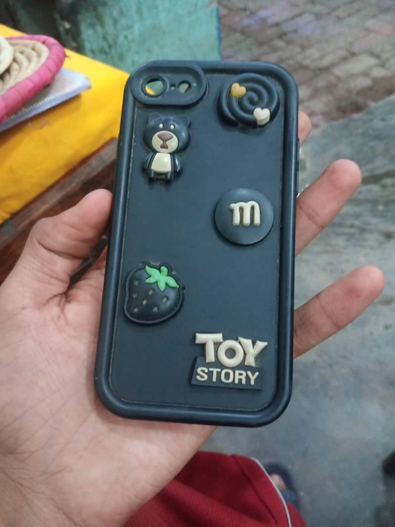 Apple iPhone 8 6
