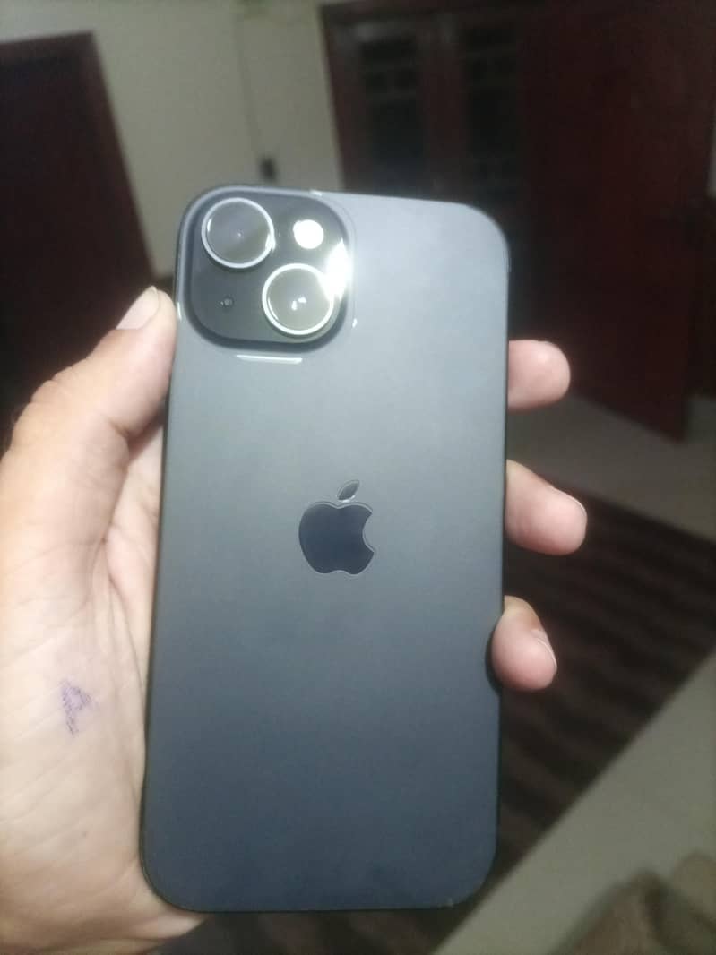Apple iPhone 15 plus 0