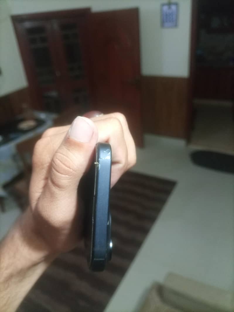 Apple iPhone 15 plus 2