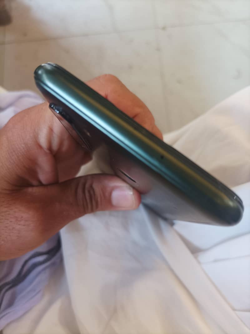 HTC U20 5G 6