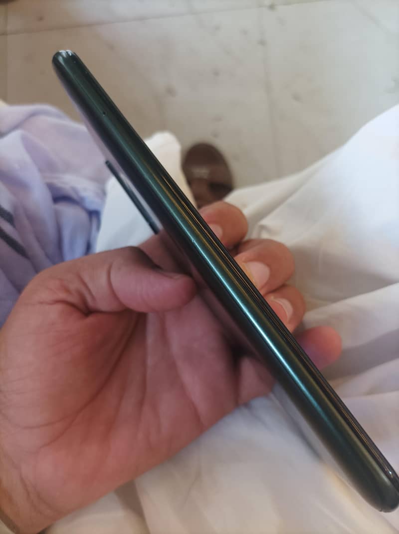 HTC U20 5G 7