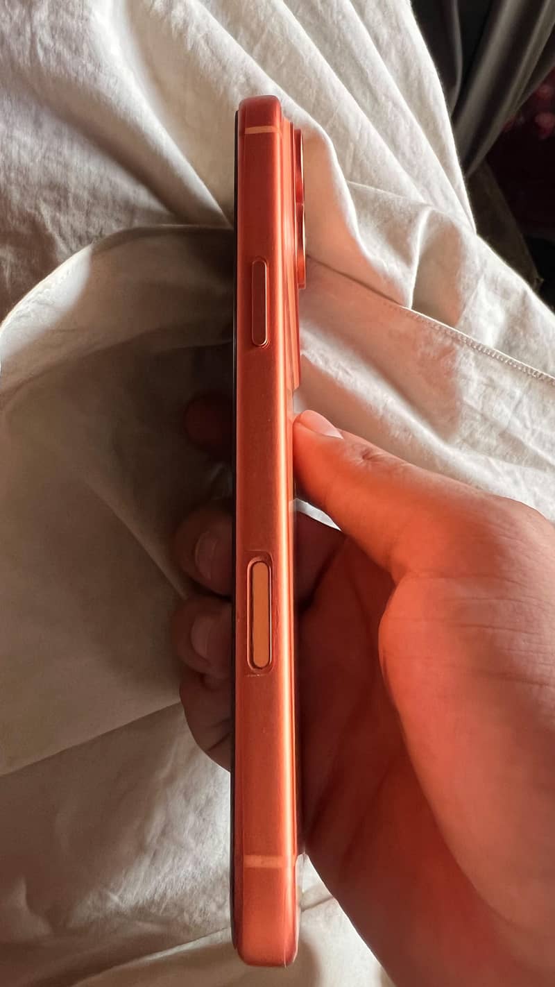 Apple iPhone 17 Pro Max 5