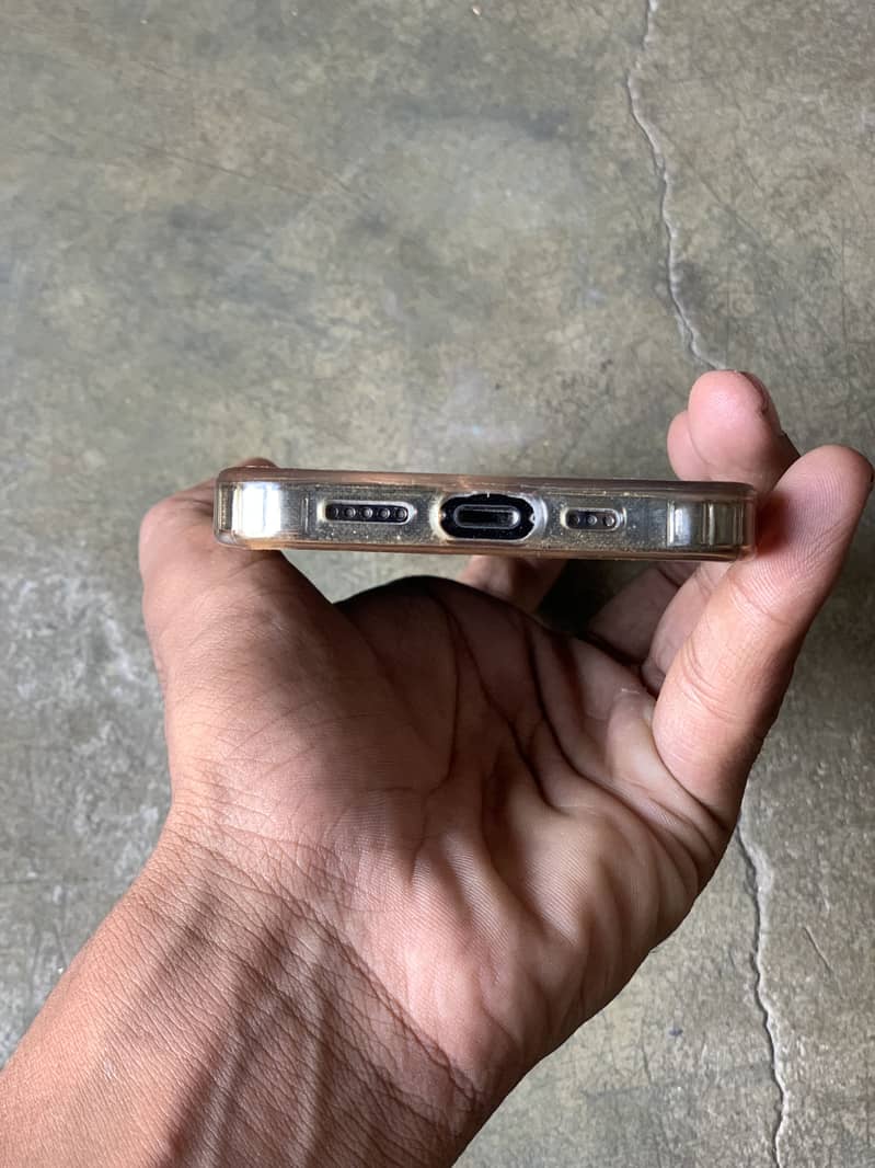 Apple iPhone 12 Pro 1