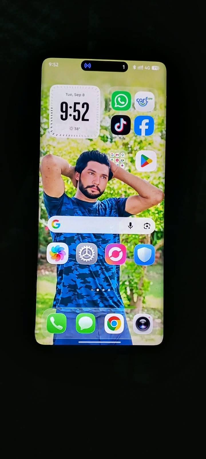 Tecno CAMON 40 Pro 0