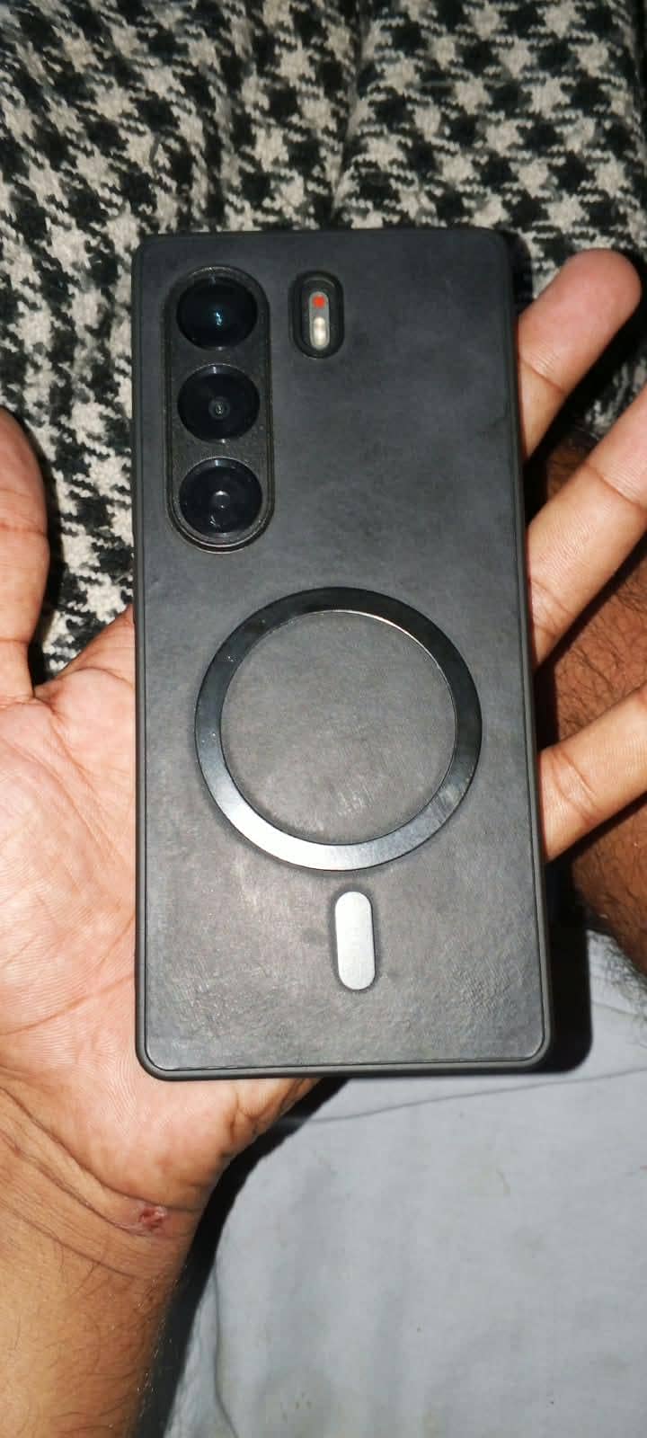Tecno CAMON 40 Pro 5