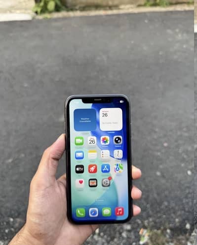 Apple iPhone 11
