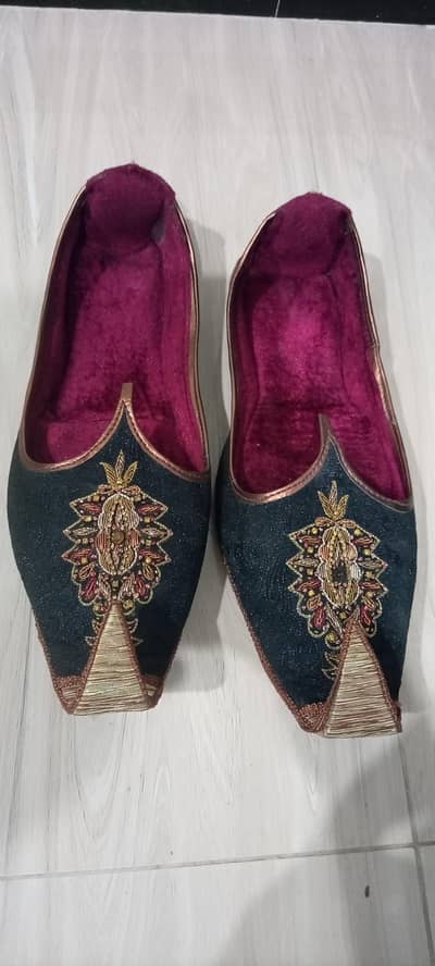 A beautiful khussa for wedding