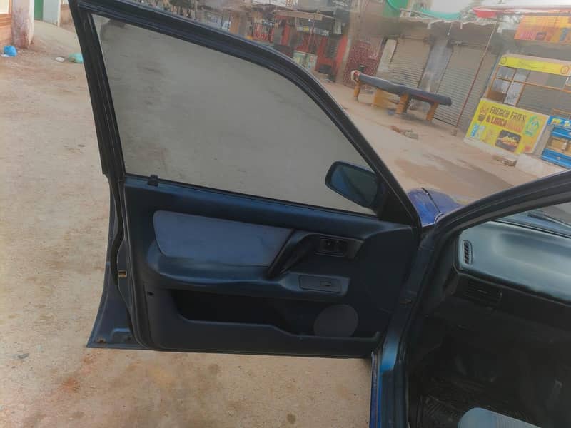 Mazda 323 1990 model 8