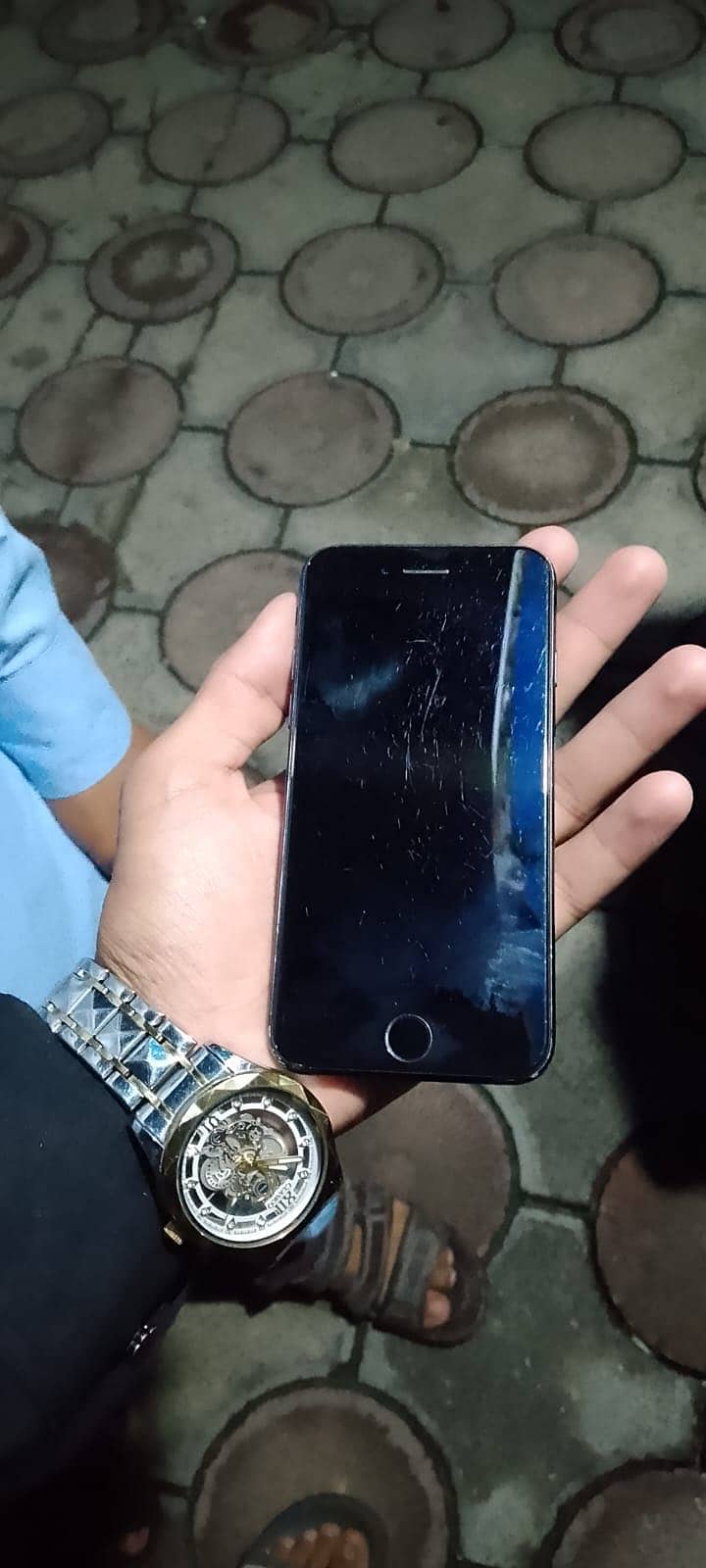 Apple iPhone 7 3