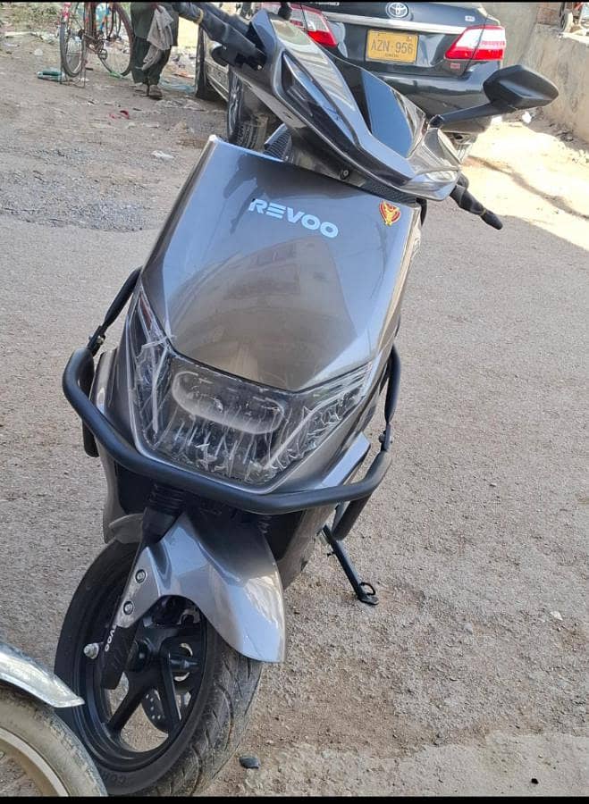 REVOO C32 2