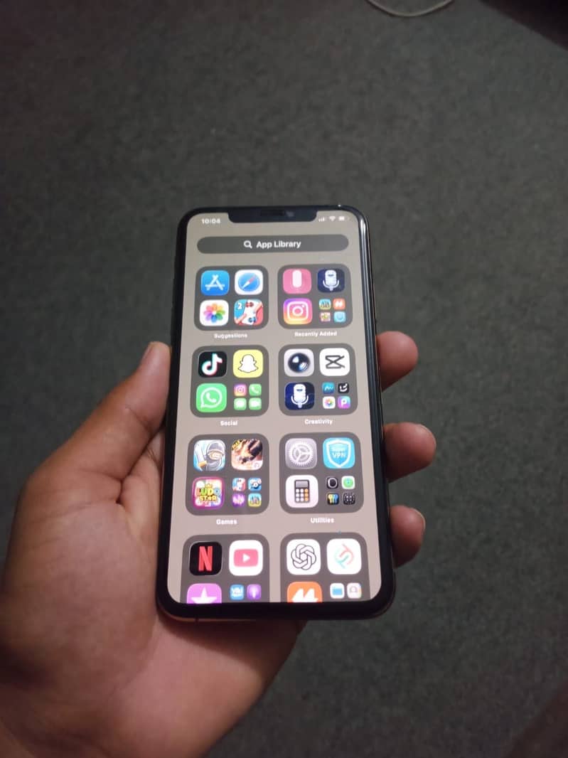 Apple iPhone 11 pro max 2