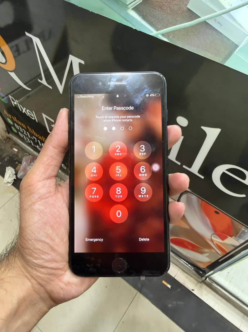 Apple iPhone 7 Plus 1