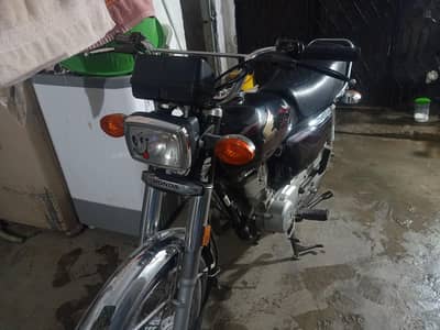 2024 model black