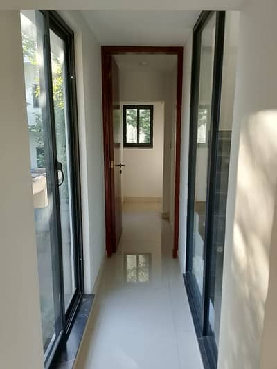 Plaza Building Available For Sale in G10 Islamabad
