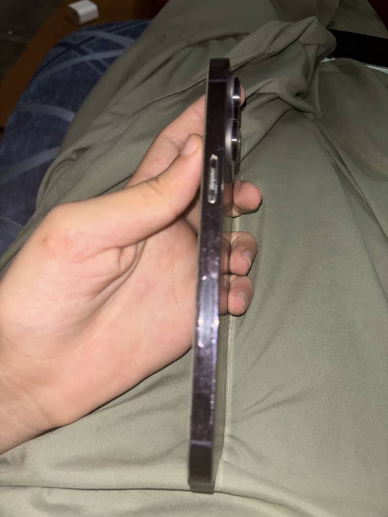 Iphone 14 pro max 1