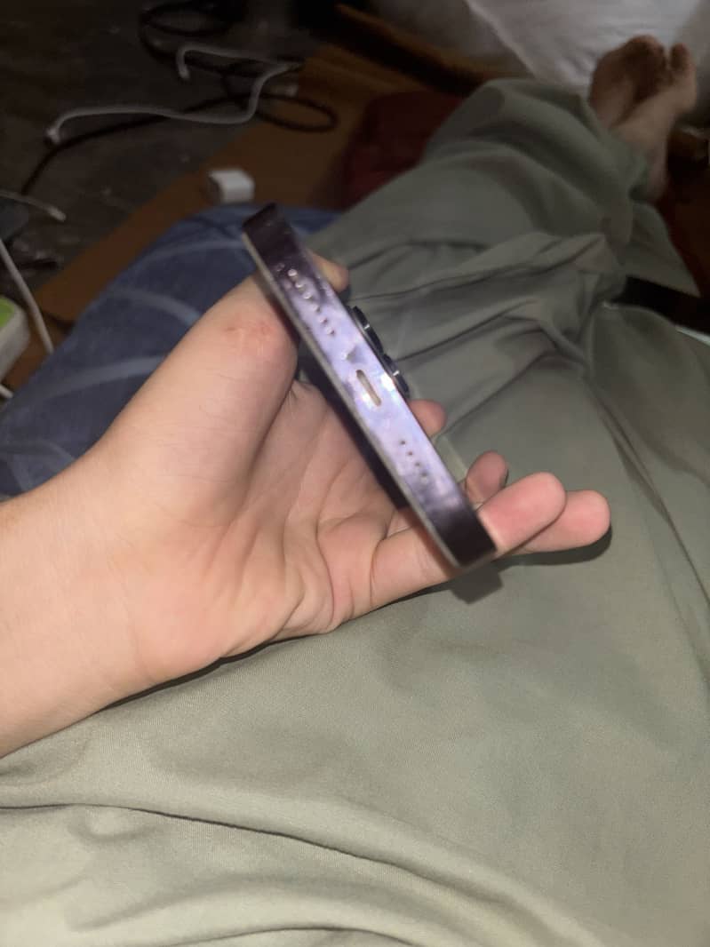 Iphone 14 pro max 2