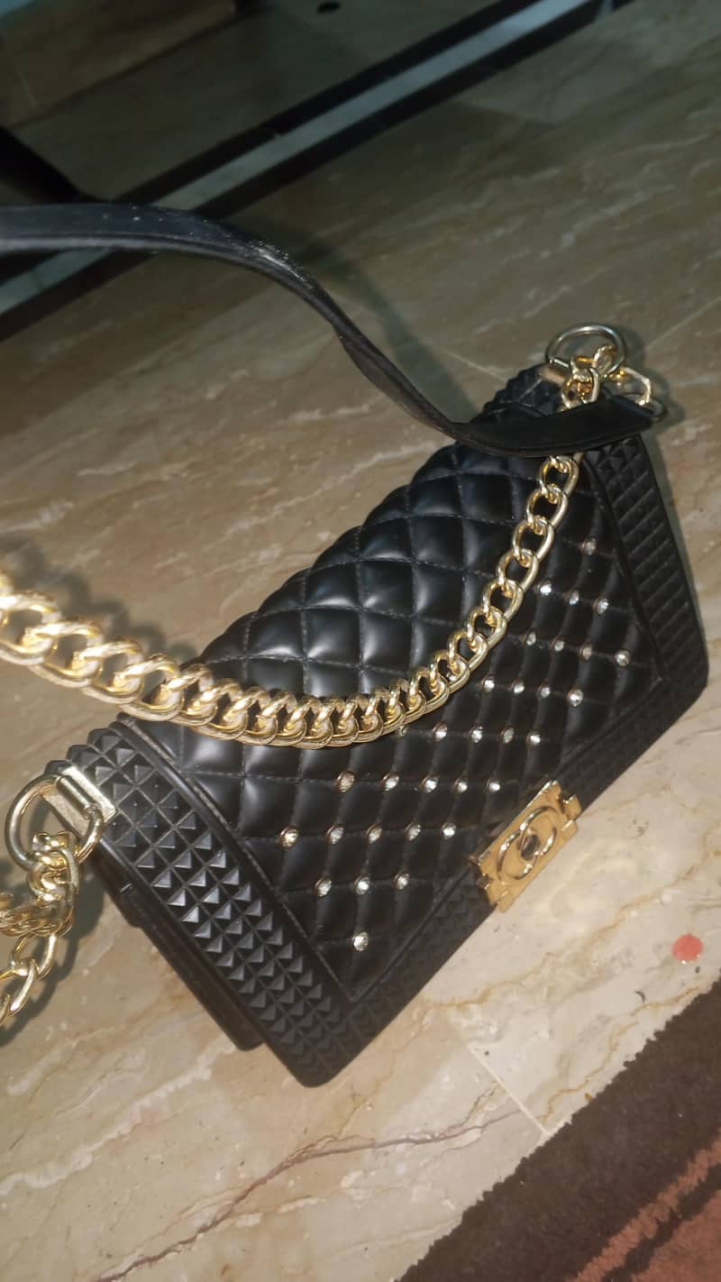 condition excellent 2