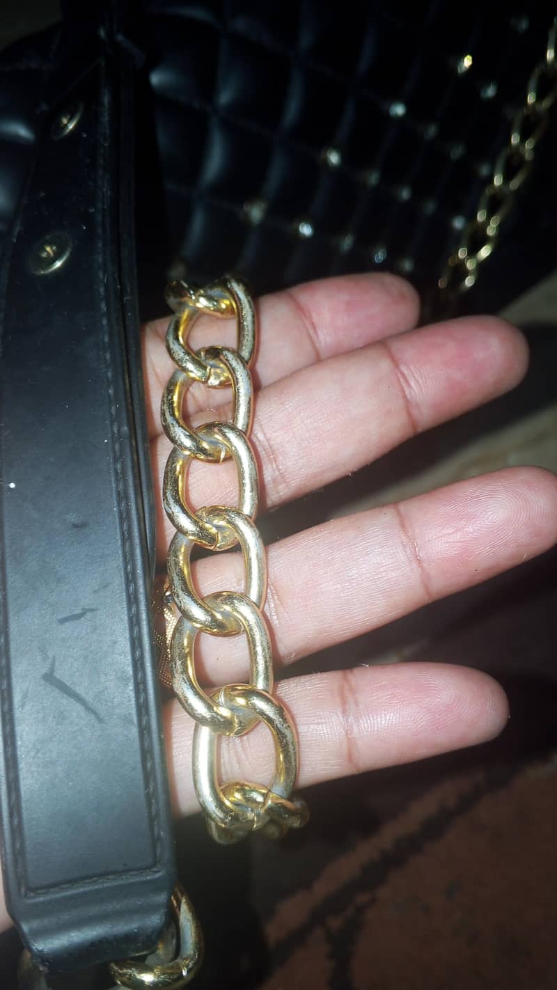 condition excellent 3