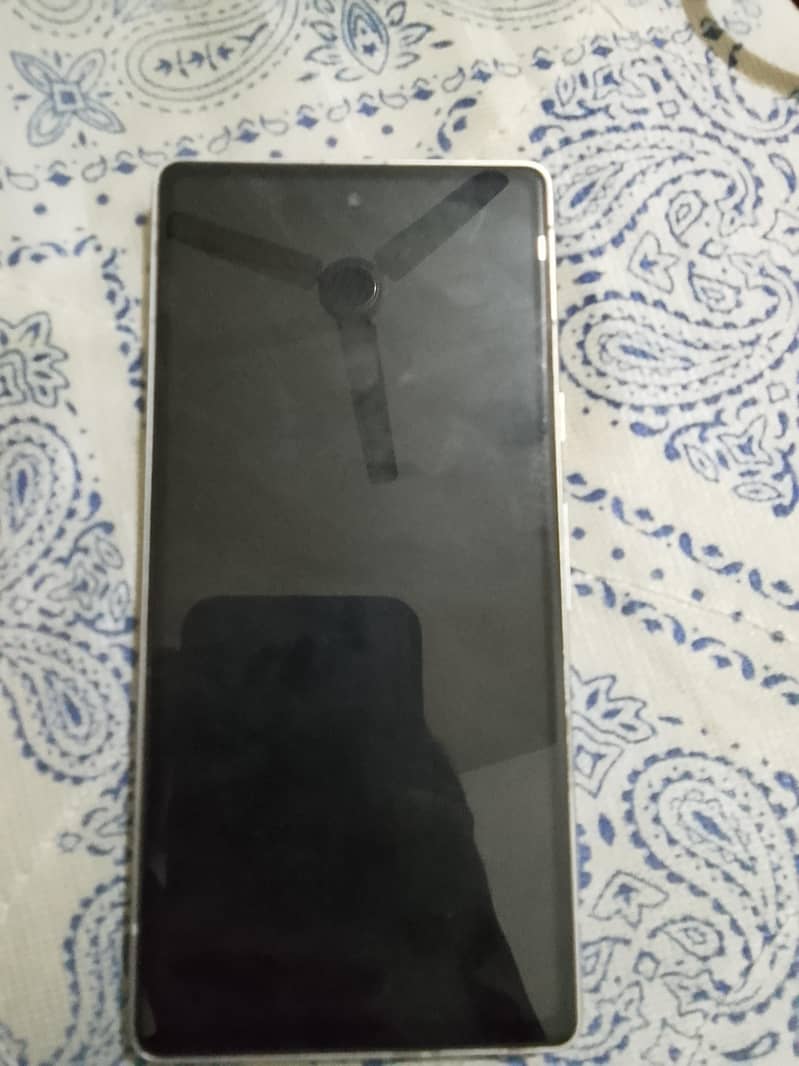 Google Pixel 7a 5