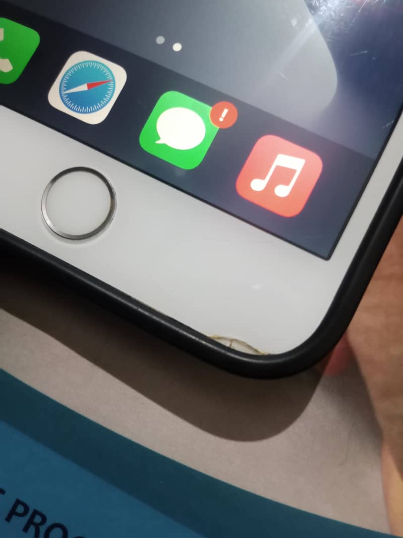 Apple iPhone 6S Plus 7