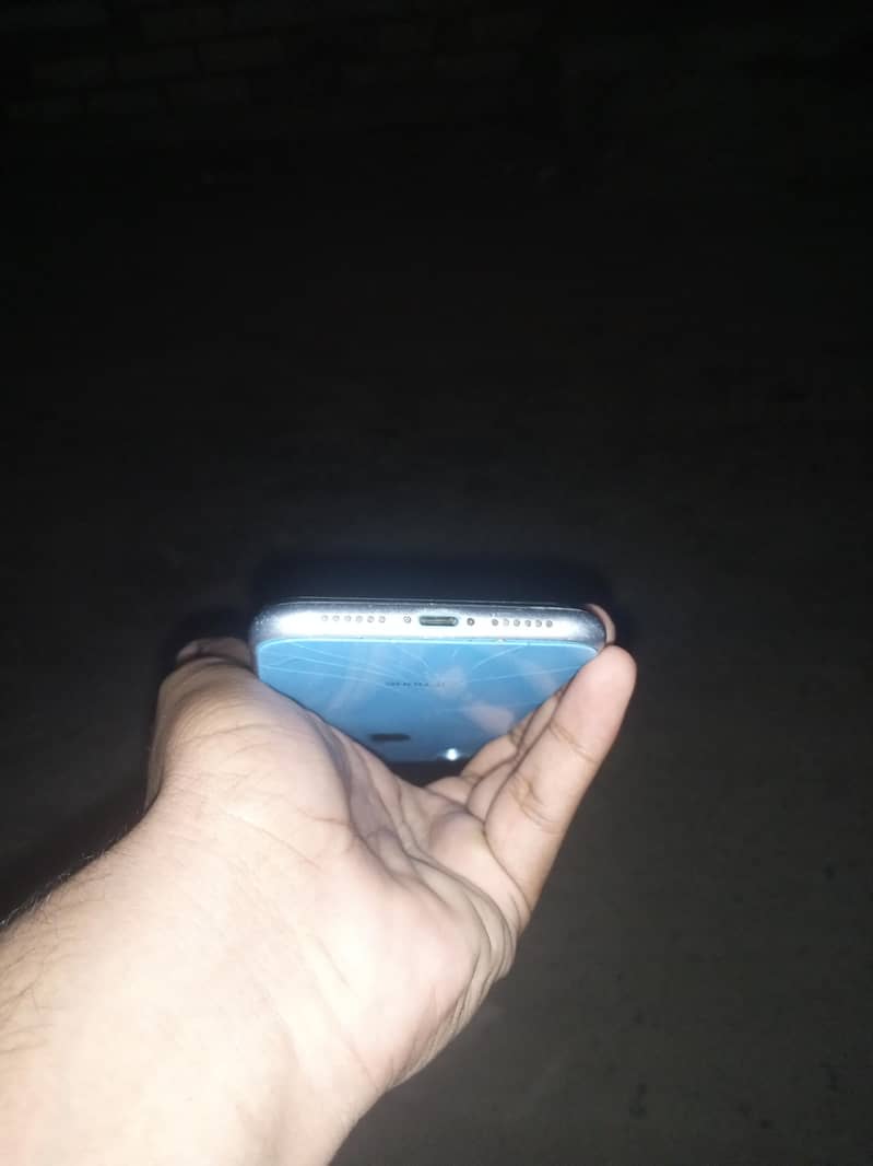 Apple iPhone XR 2