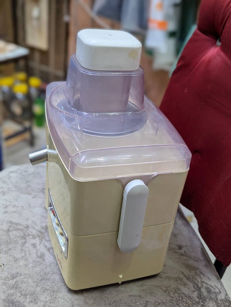 juicers machine 1