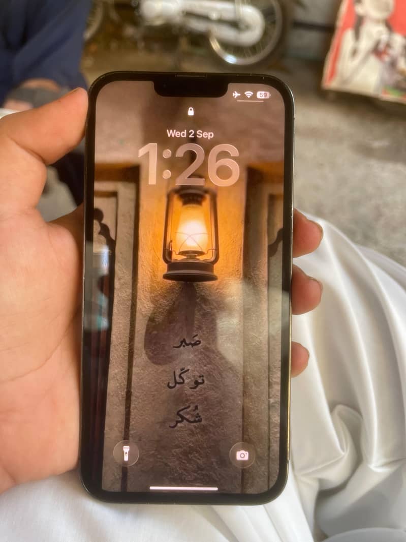 Apple iPhone 13 Pro Max 4